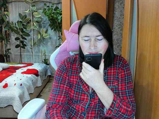 Tatka18111 webcam
