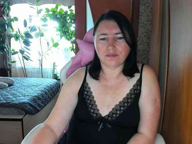Tatka18111 webcam