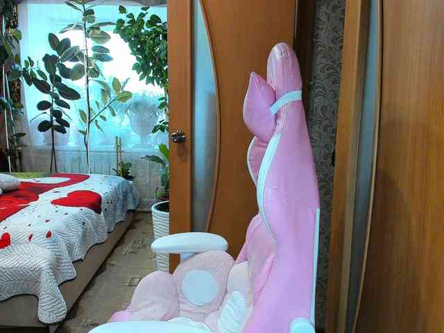 Tatka18111 webcam