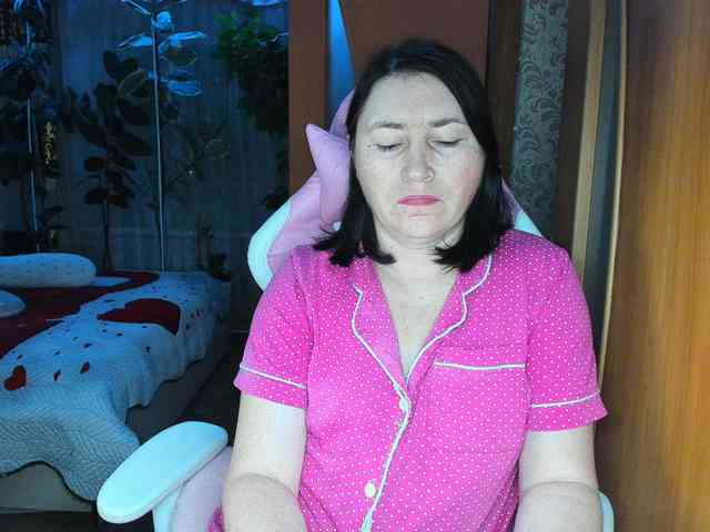 Tatka18111 webcam