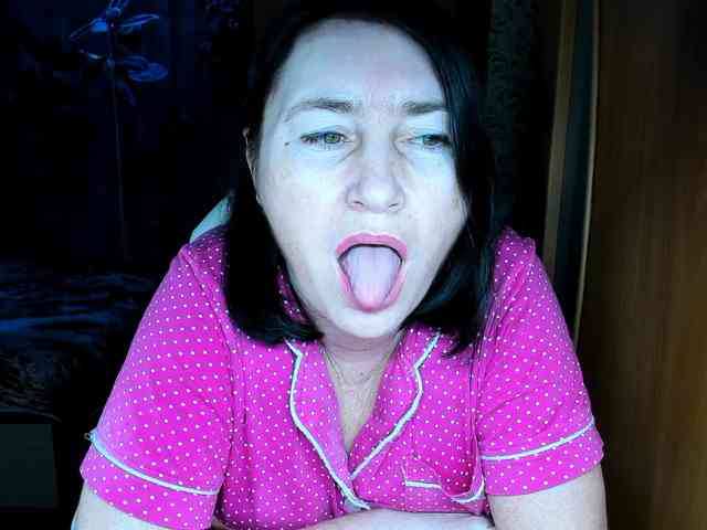Tatka18111 webcam