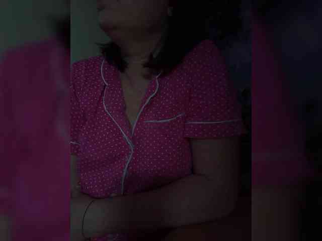 Tatka18111 webcam