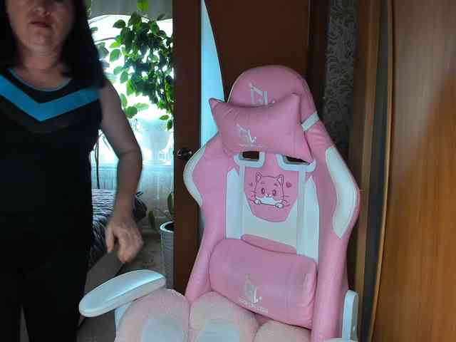 Tatka18111 webcam