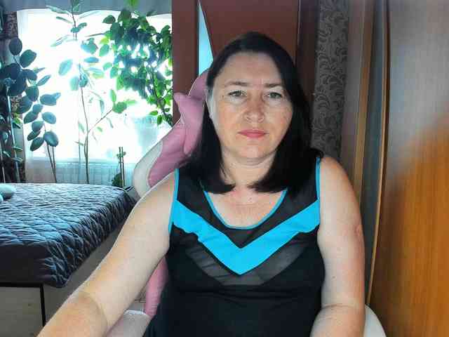 Tatka18111 webcam