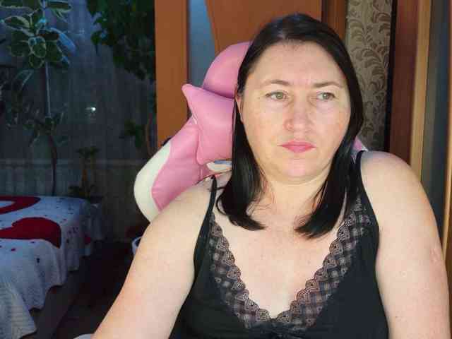 Tatka18111 webcam