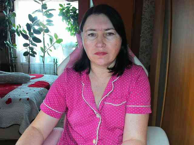 Tatka18111 webcam