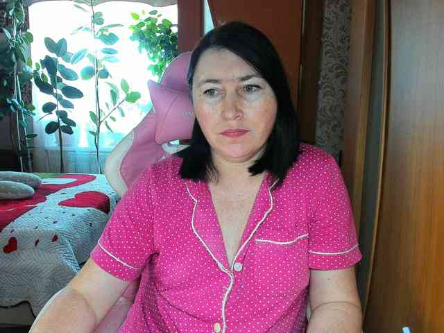 Tatka18111 webcam