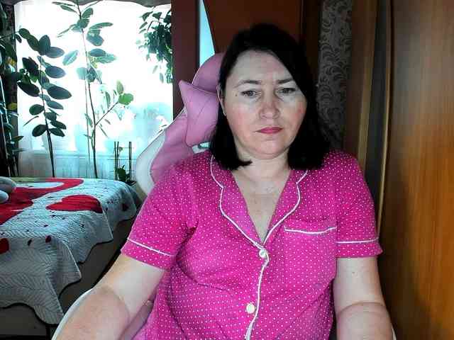 Tatka18111 webcam