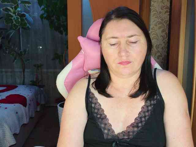 Tatka18111 webcam
