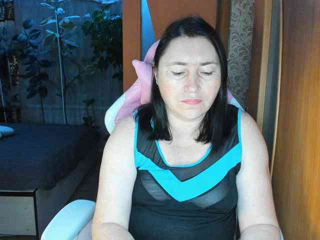 Tatka18111 webcam