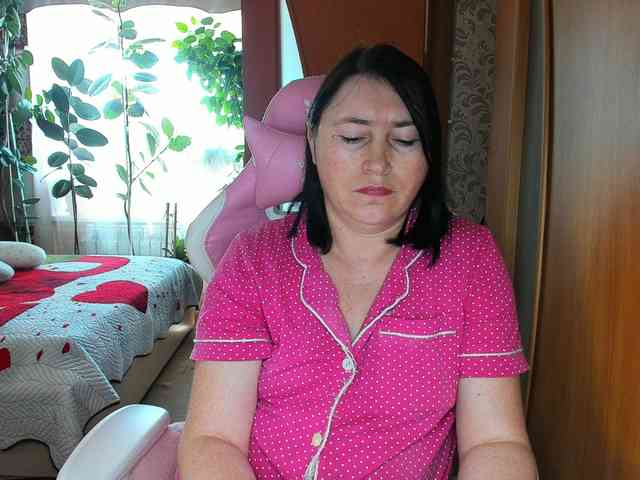Tatka18111 webcam