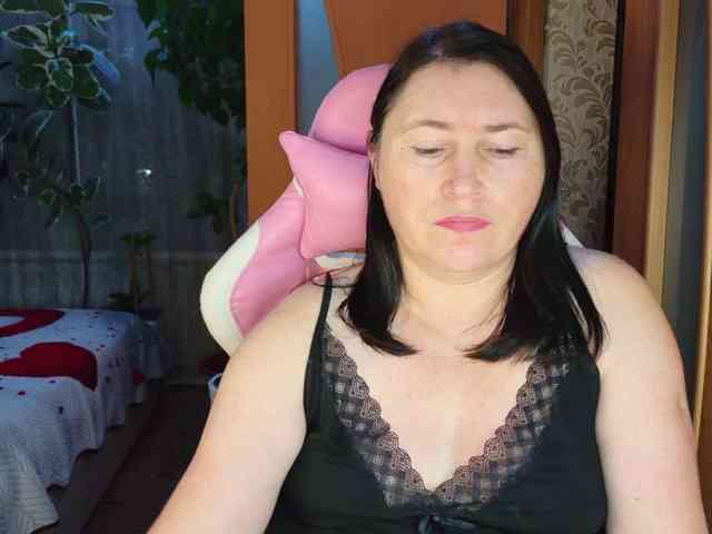 Lola18111