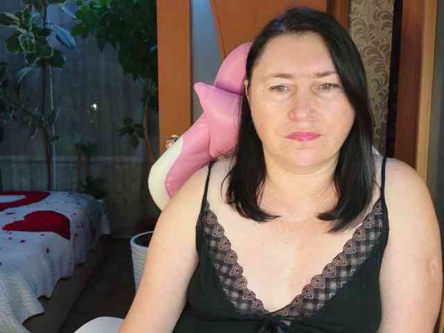 Lola18111
