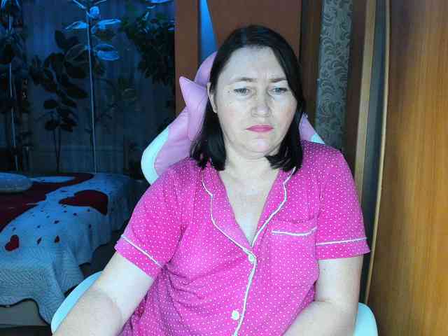 Tatka18111 webcam