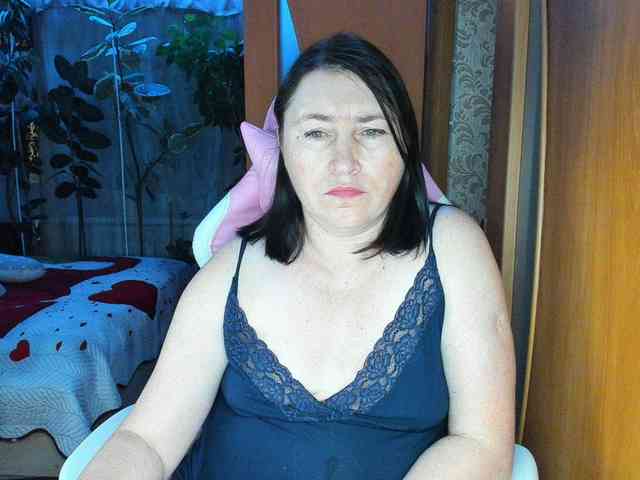 Tatka18111 webcam