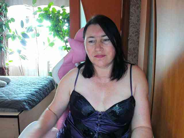 Lola18111