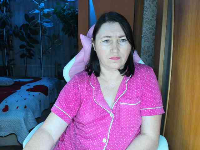 Tatka18111 webcam