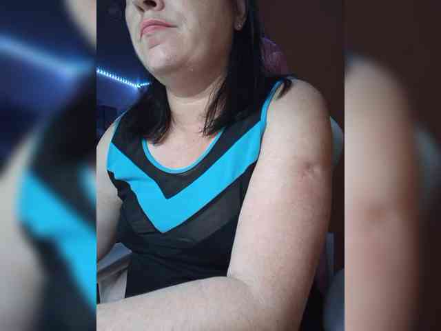 Tatka18111 webcam