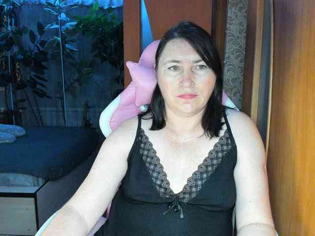 Tatka18111 webcam