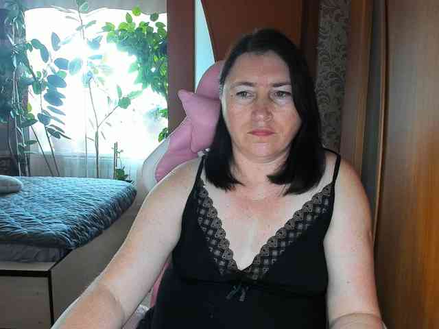 Tatka18111 webcam