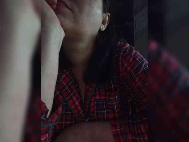 Tatka18111 webcam