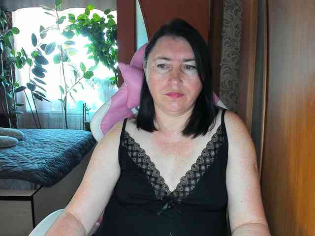 Lola18111