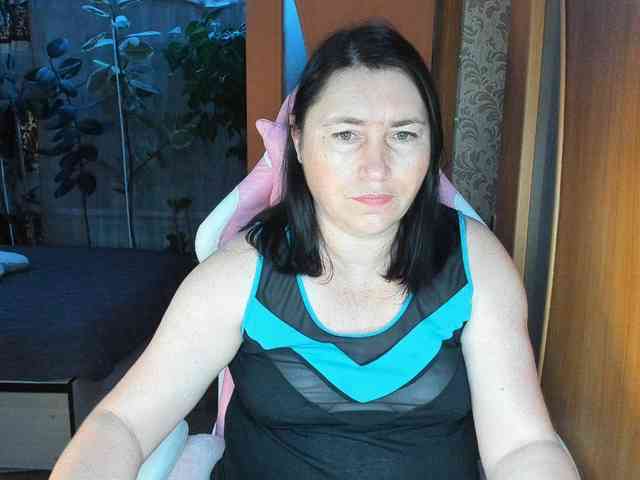 Tatka18111 webcam