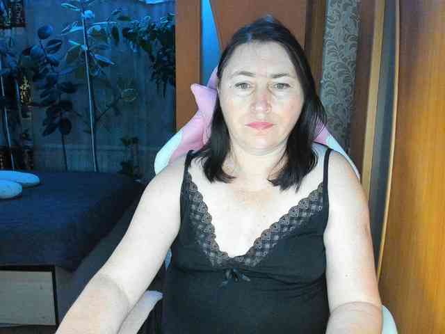 Lola18111