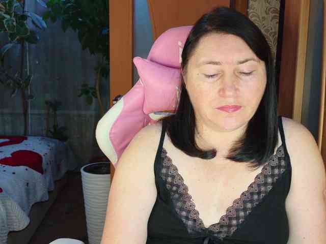 Tatka18111 webcam
