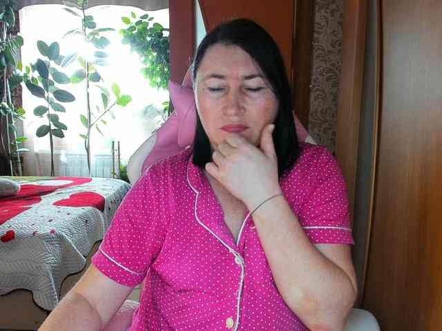 Tatka18111 webcam