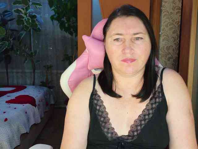 Lola18111
