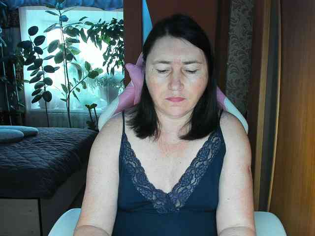 Tatka18111 webcam