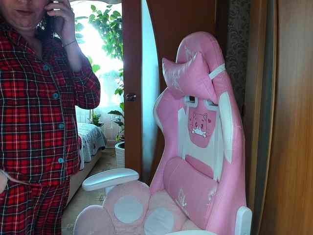 Tatka18111 webcam