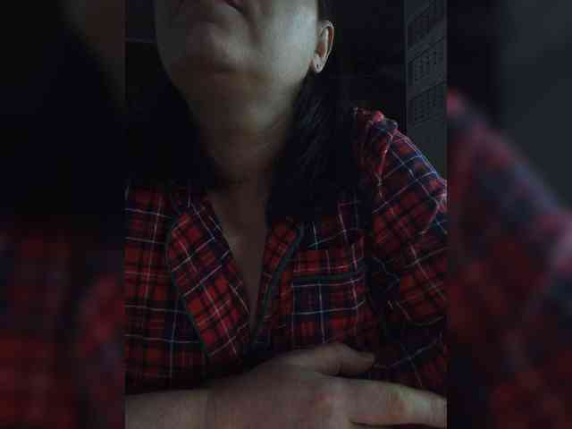Tatka18111 webcam