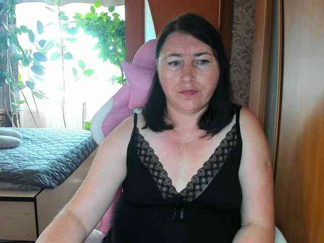 Tatka18111 webcam