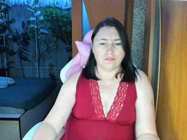 Tatka18111 webcam