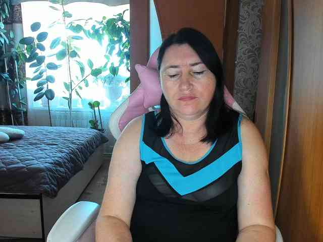 Tatka18111 webcam