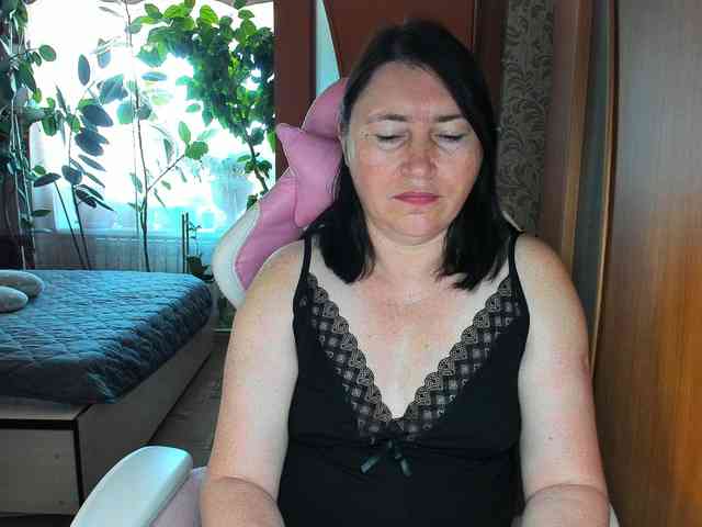 Tatka18111 webcam