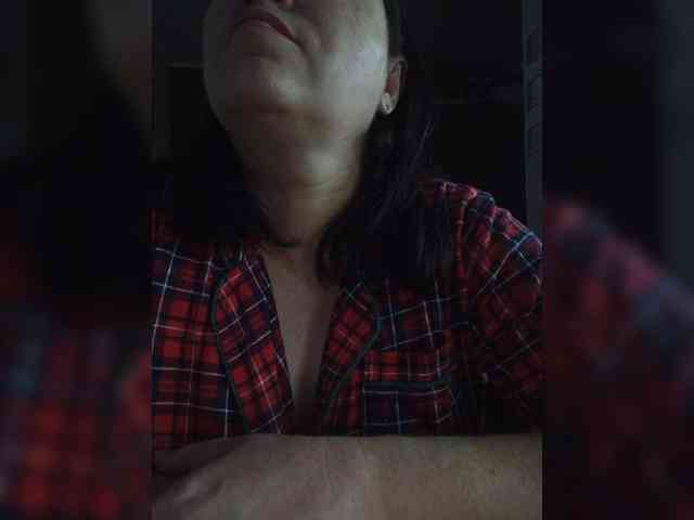 Tatka18111 webcam