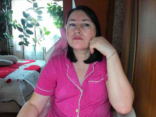 Tatka18111 webcam