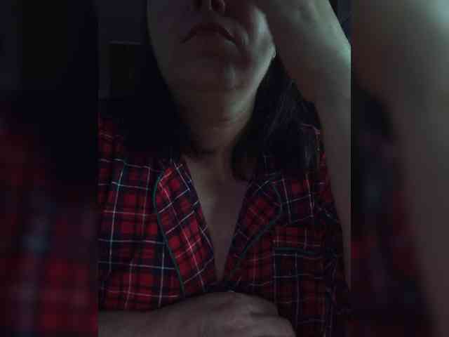 Tatka18111 webcam