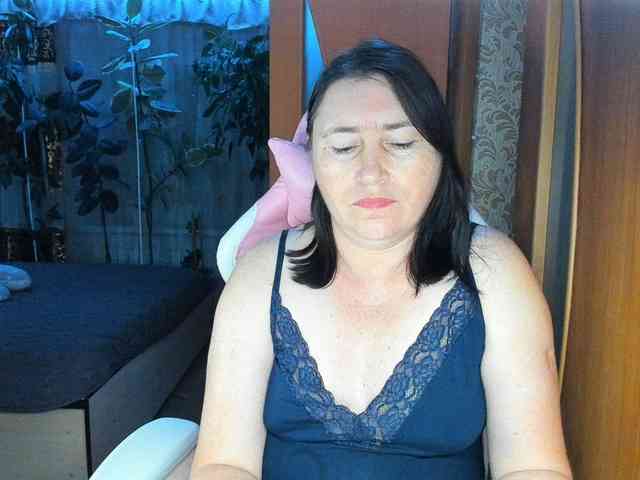 Tatka18111 webcam