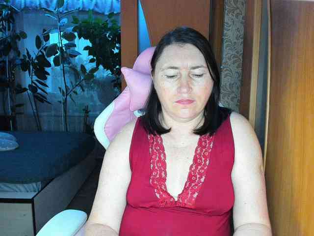 Tatka18111 webcam