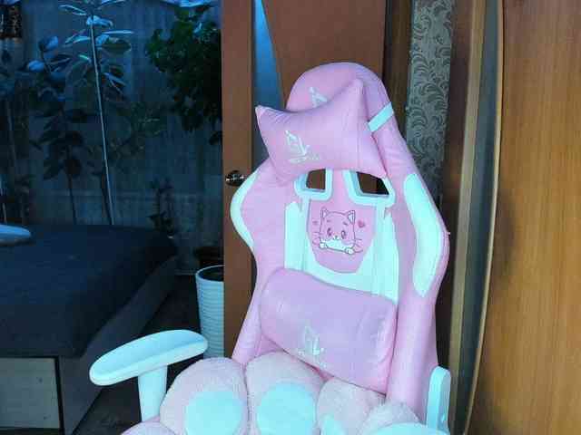 Tatka18111 webcam