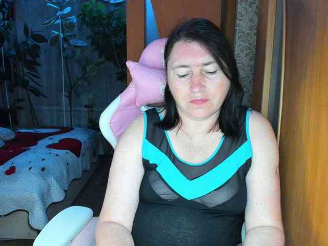 Tatka18111 webcam