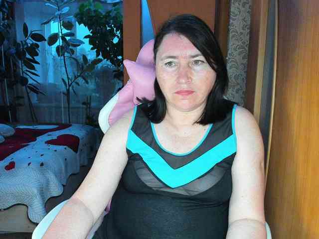 Tatka18111 webcam