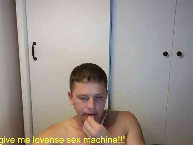 BigL0ve Live Webcam on BongaCams