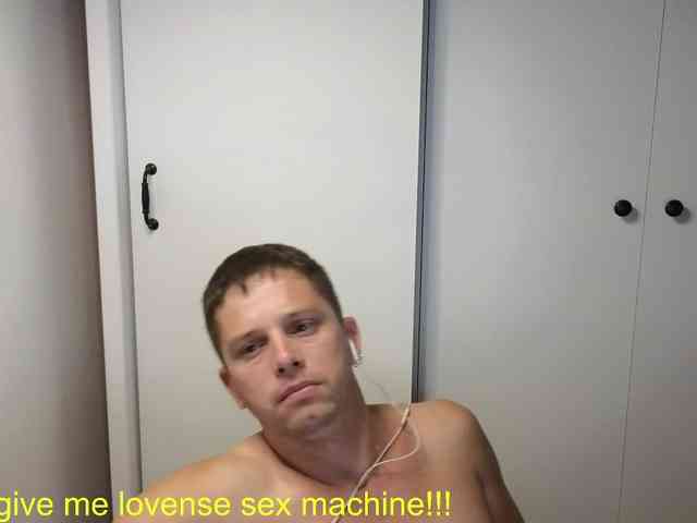 BigL0ve Live Webcam on BongaCams