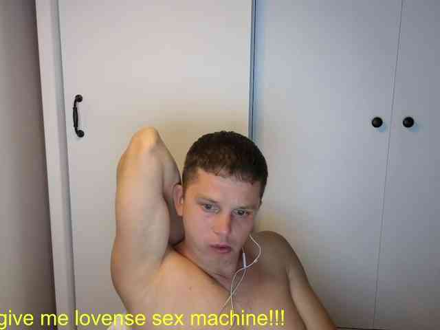 BigL0ve Live Webcam on BongaCams