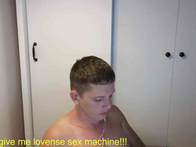 BigL0ve Live Webcam on BongaCams